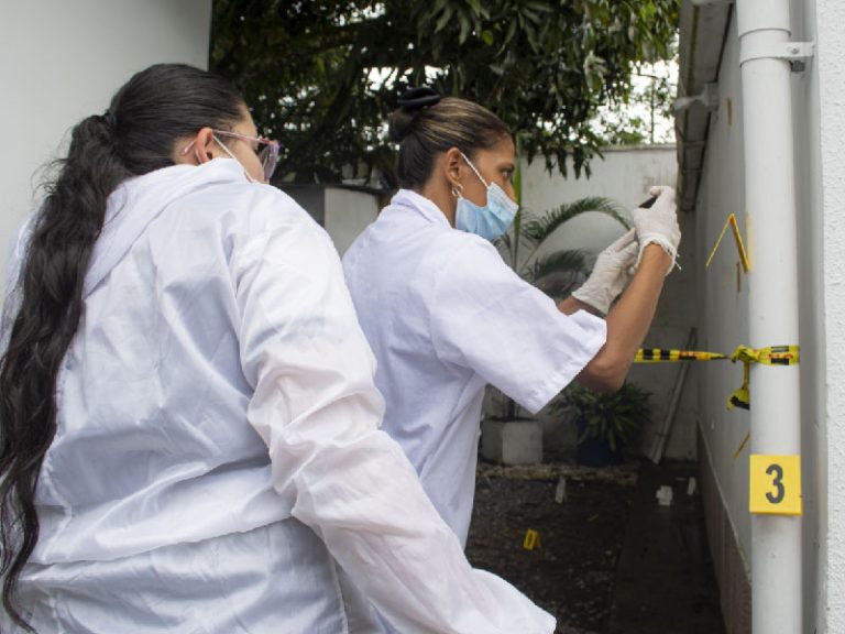 Escapereira Técnico Laboral Técnico en Criminalística