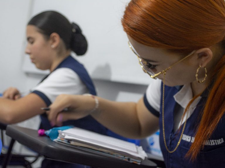 Escapereira Técnico Laboral Técnico en Criminalística