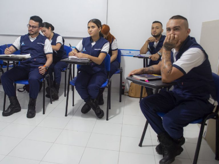 Escapereira Técnico Laboral Técnico en Criminalística