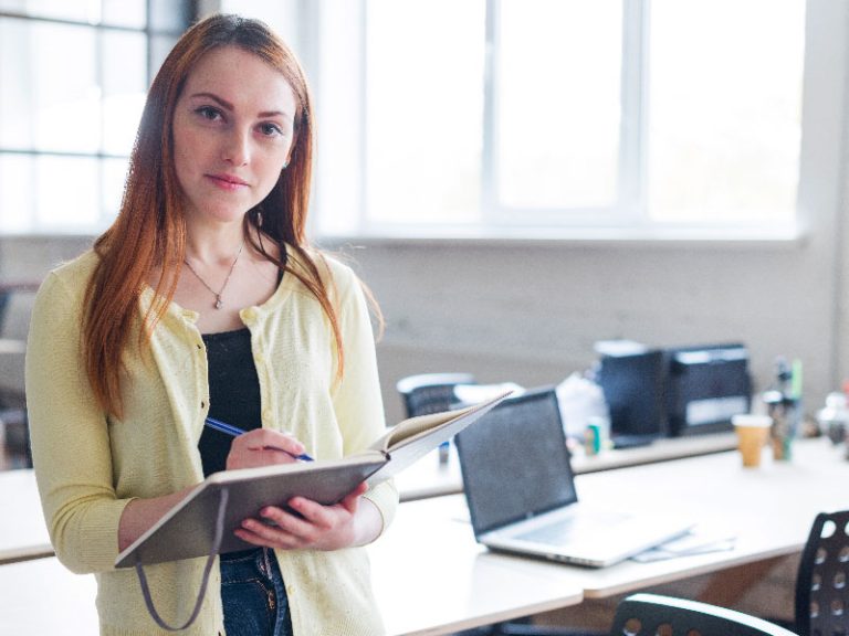 Escapereira Técnico Laboral Auxiliar en Secretariado Ejecutivo y de Gerencia