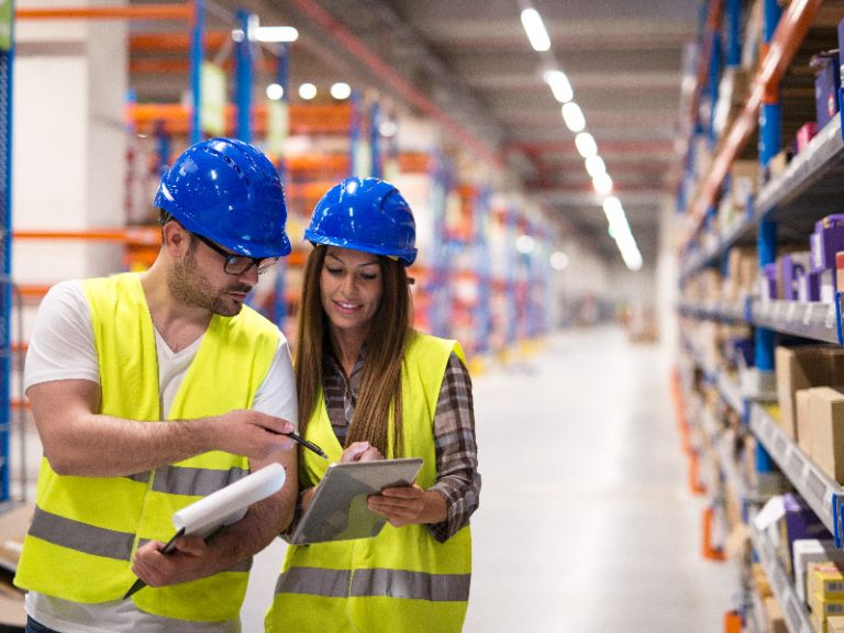 Escapereira Técnico Laboral Área Administrativa Auxiliar en Logística