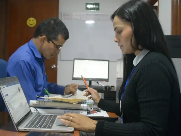 esca-admin-aa-_practica-2